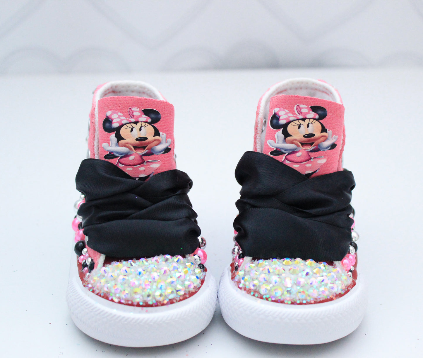Minnie Mouse shoes- Minnie Mouse bling Converse-Girls Minnie Mouse Shoes- Minnie Mouse Converse