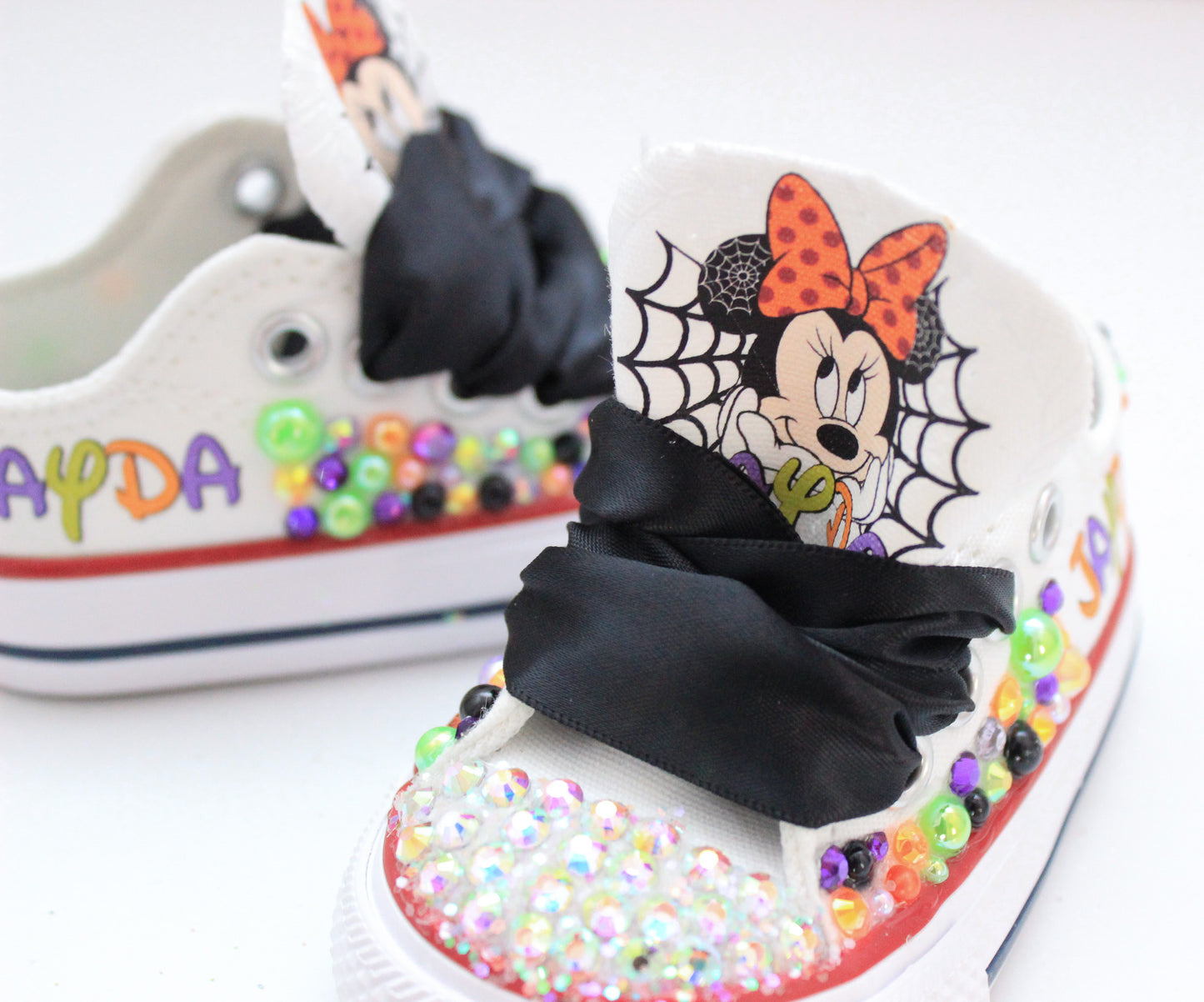 Minnie Mouse shoes- Minnie Mouse bling Converse-Girls Minnie Mouse halloween Shoes- Minnie Mouse halloween Converse