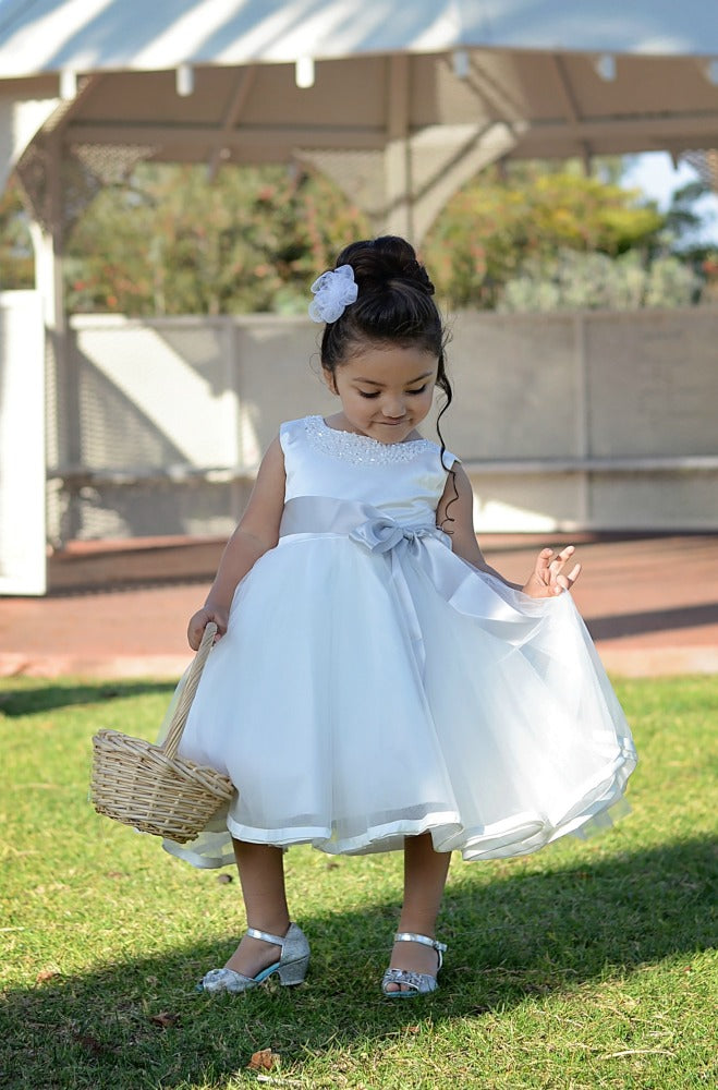 White dress for store 2 year old