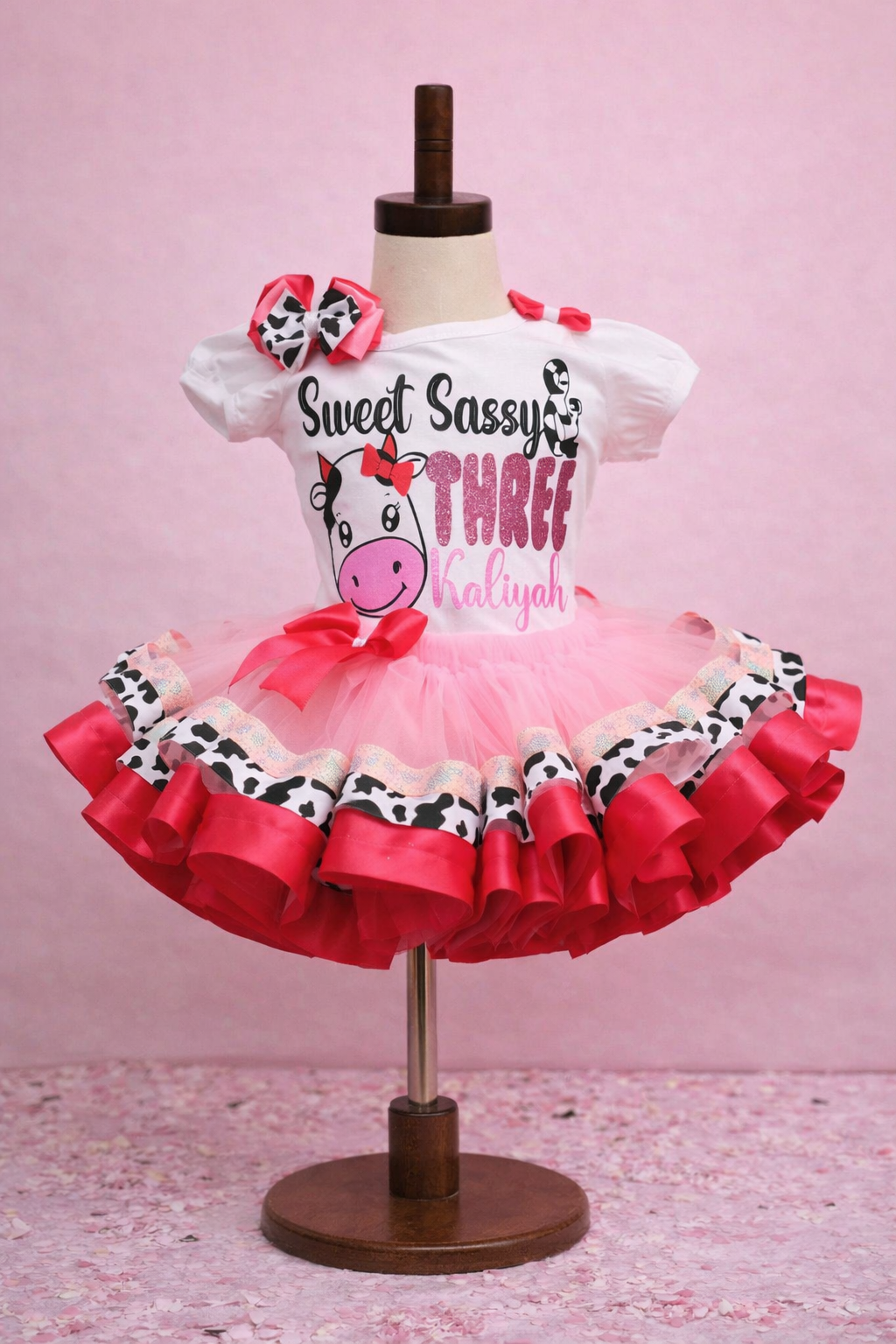Cow tutu set-Cow outfit-Cow birthday outfit- cow birthday-Holy cow I'm one outfit