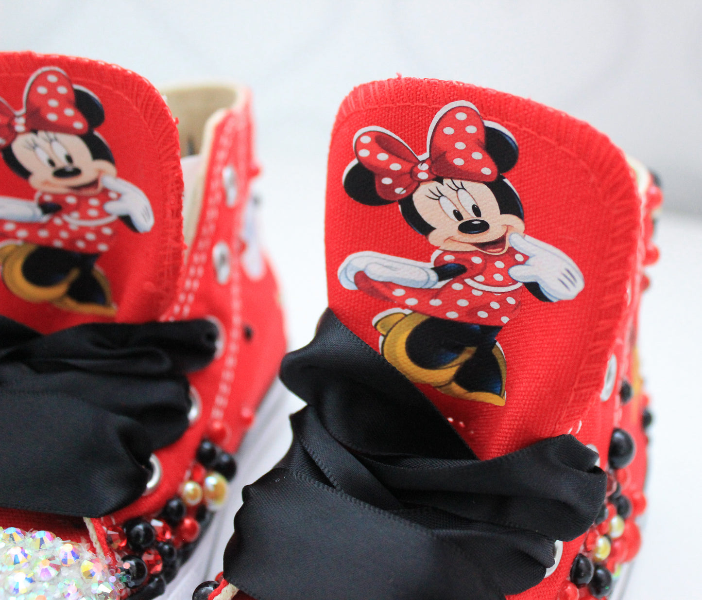 Minnie Mouse shoes- Minnie bling Converse-Girls Minnie Shoes