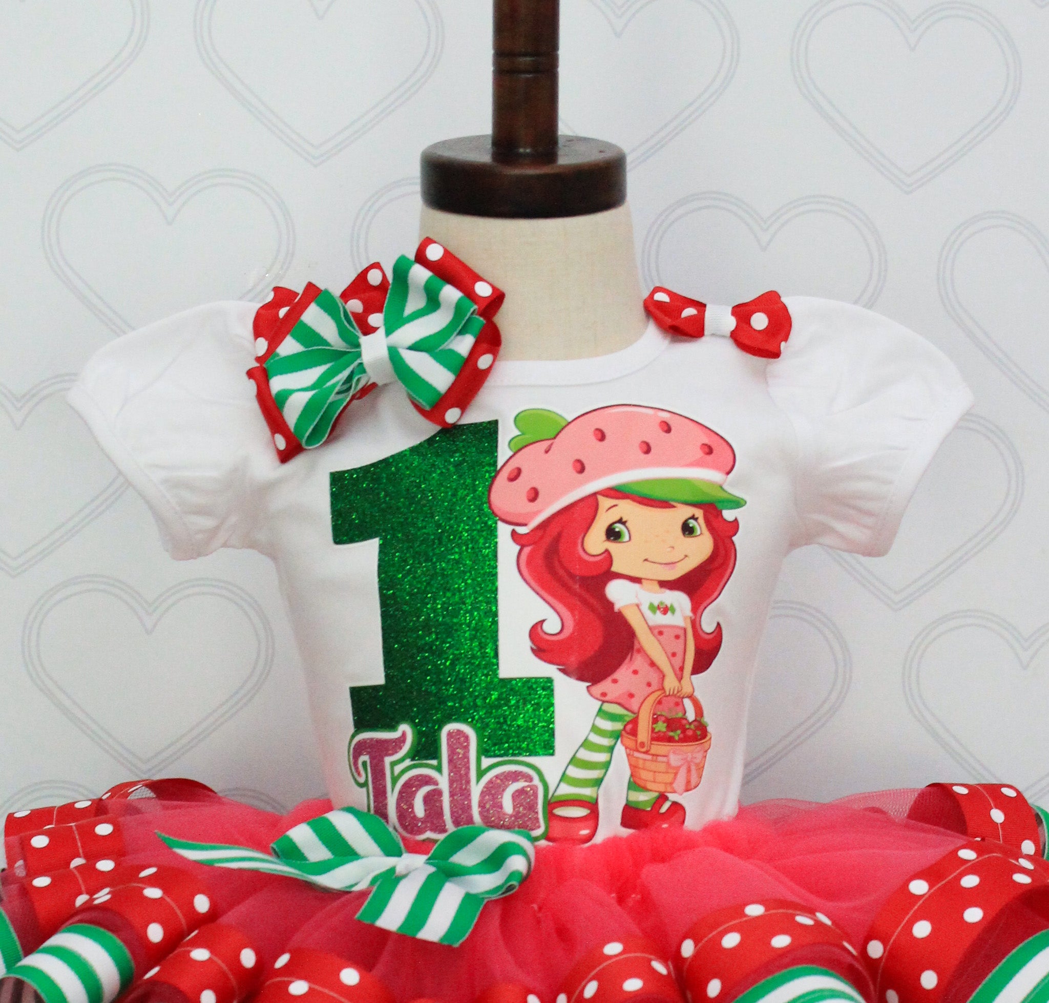 Strawberry shortcake hotsell first birthday outfit