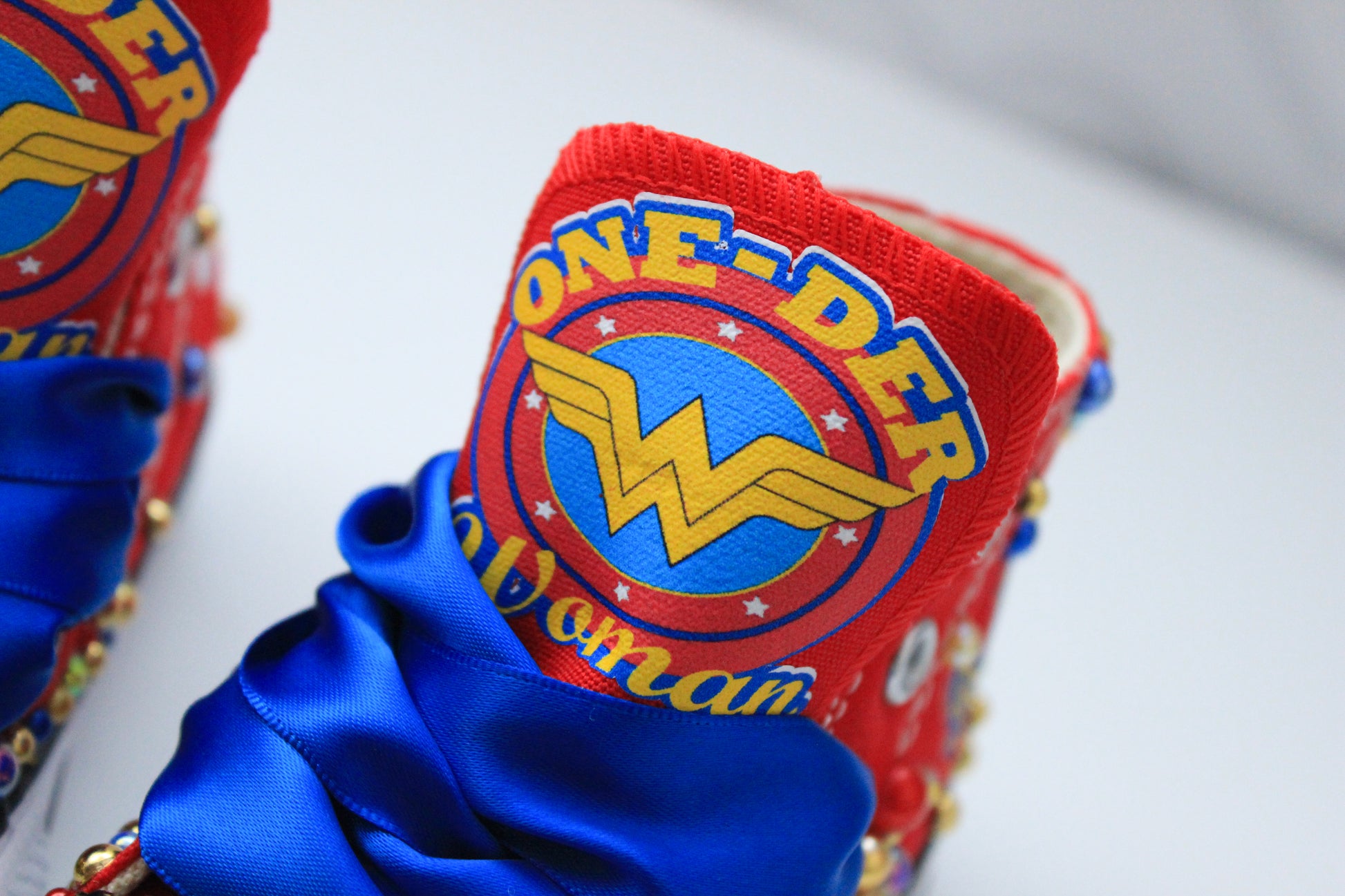 Wonder woman shoes- Wonder woman bling Converse-Girls Wonder woman