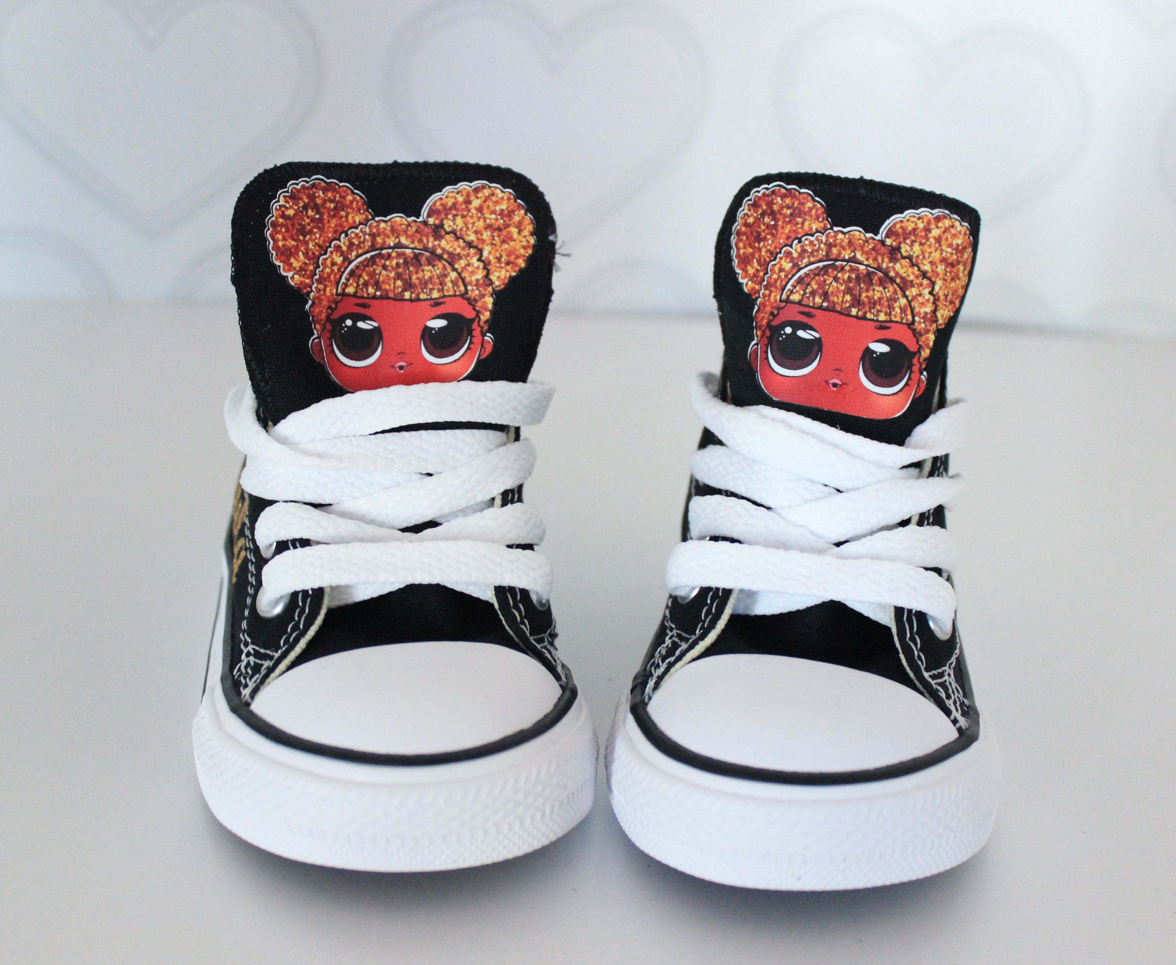 mangel Betjening mulig Med andre band Lol Queen Bee shoes-Lol Queen Bee Converse-Lol Queen Bee Shoes – Pink Toes  & Hair Bows