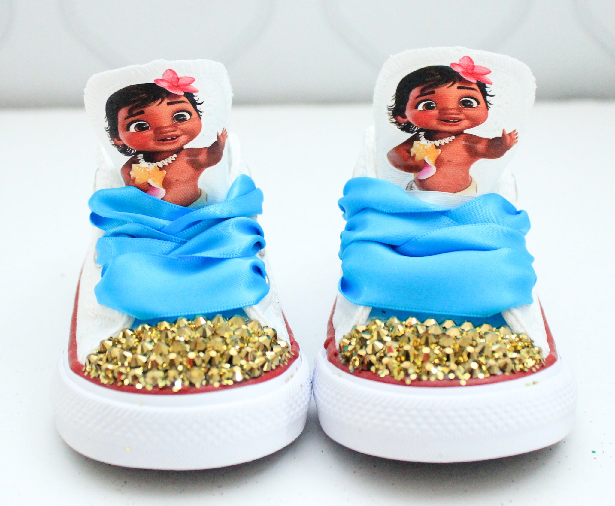 Converse purchases personalized Moana