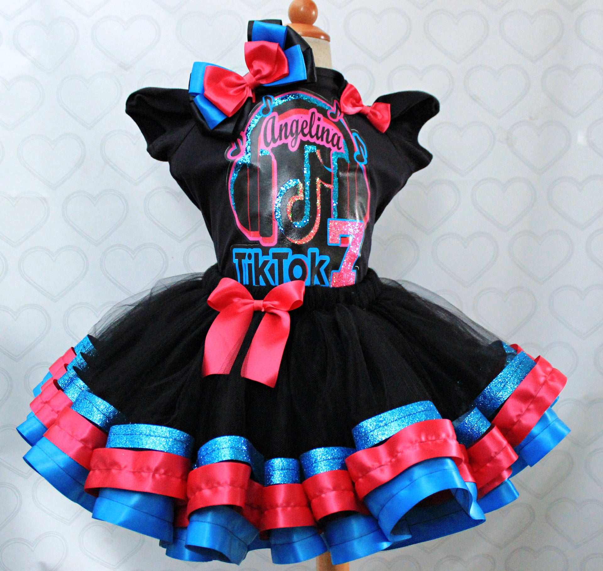 Tik Tok tutu set- Tik Tok outfit-Tik tok dress-Tik Tok Birthday outfit –  Pink Toes & Hair Bows